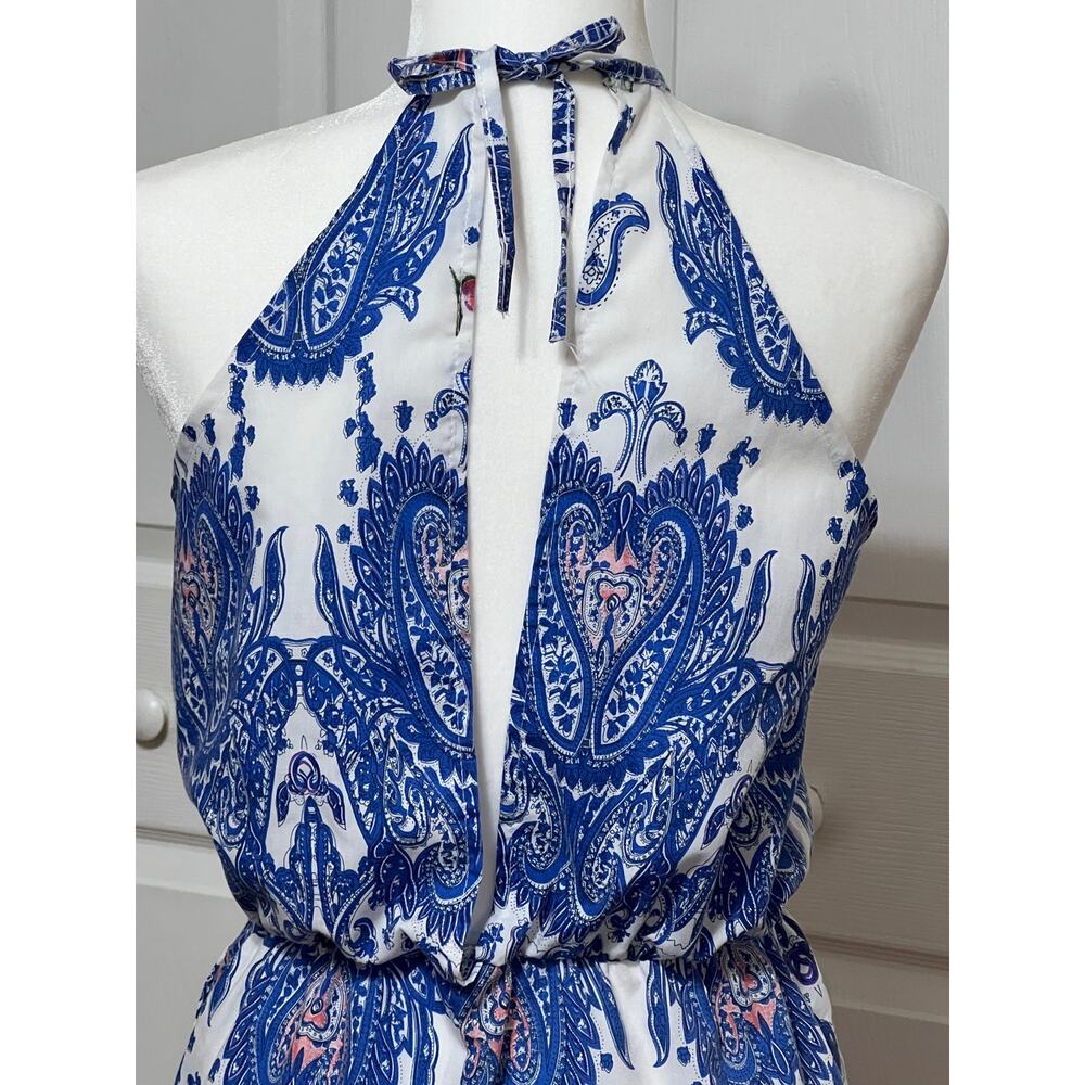 FuGui.xing sunsuit Size M short jumper. Floral design. Cold shoulder sleeveless - Picture 4 of 5